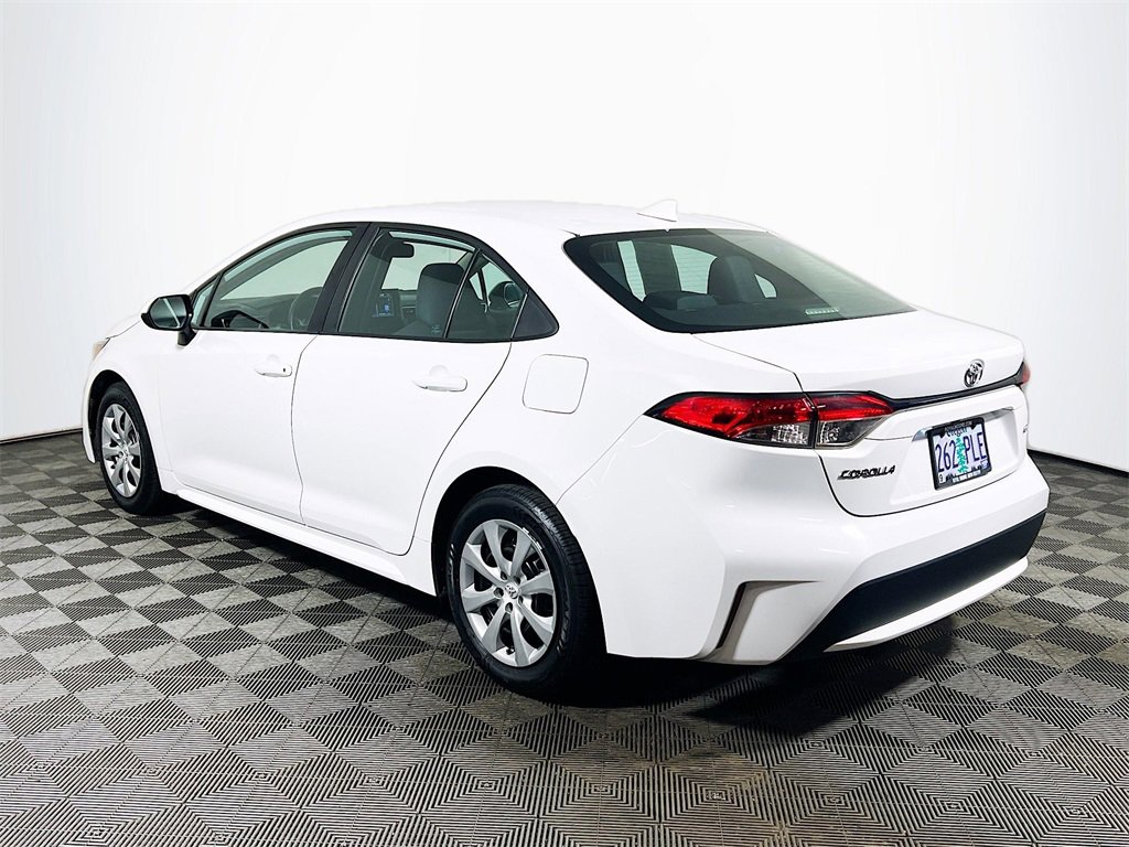 Certified 2022 Toyota Corolla LE image 6