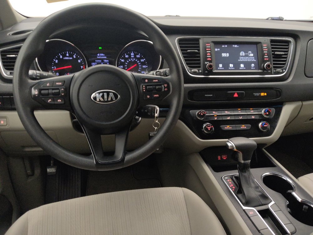 Used 2019 Kia Sedona LX FWD image 22