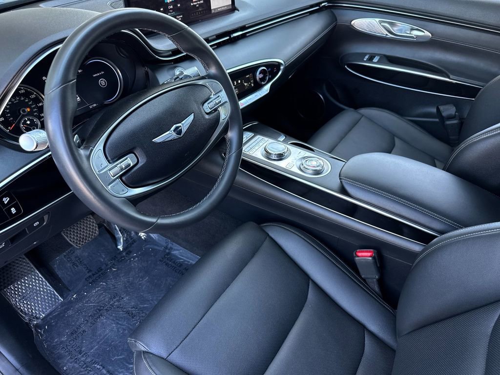 Used 2025 Genesis GV70 2.5T image 9