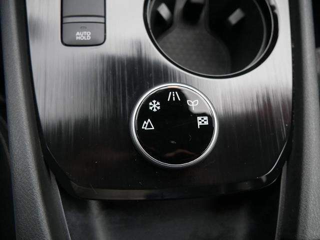 Certified 2021 Nissan Rogue SV image 28