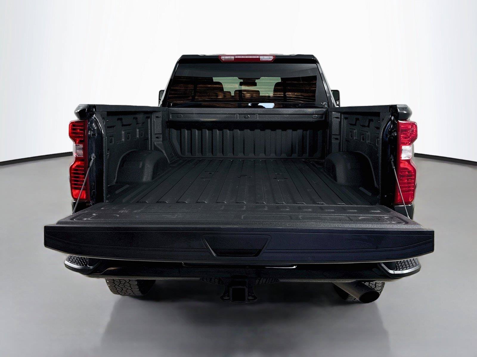 Used 2025 Chevrolet Silverado 2500 Custom w/ Custom Value Package AWD/4WD image 25