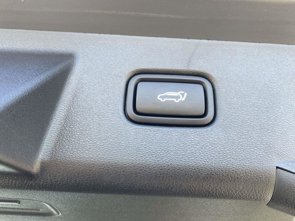 Certified 2026 Hyundai Tucson Limited AWD/4WD image 28