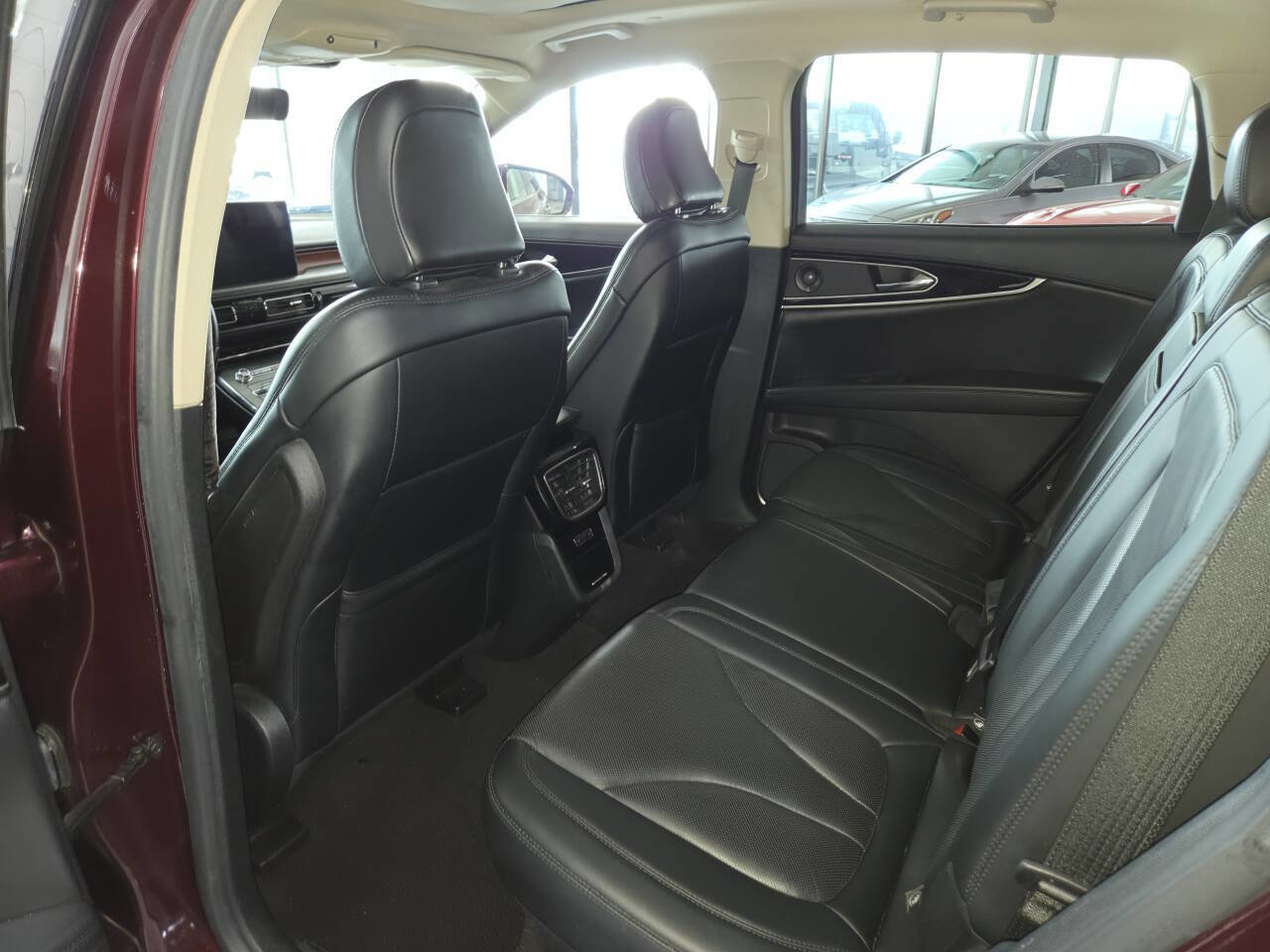 Used 2021 Lincoln Nautilus Reserve FWD image 21