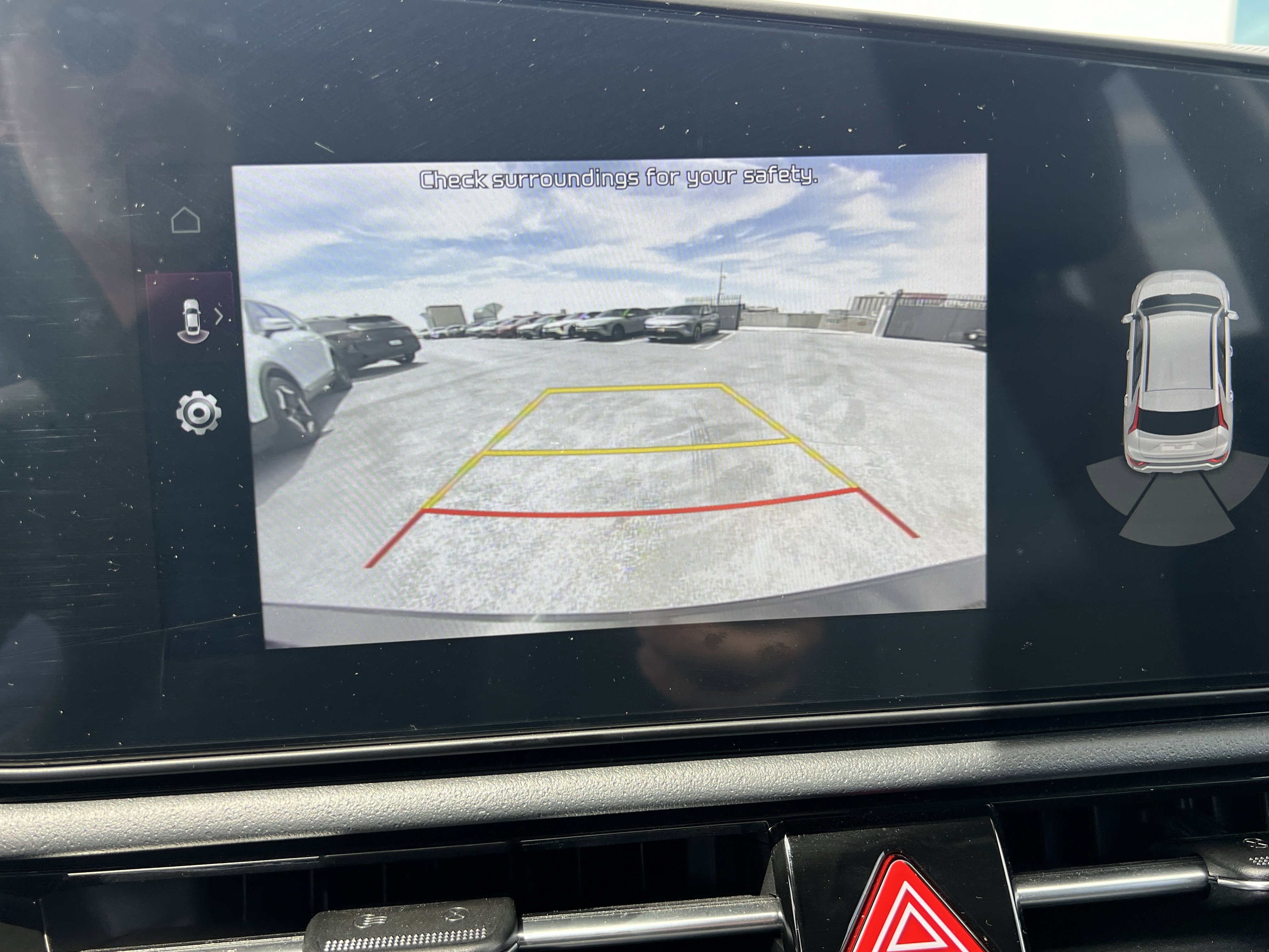 Used 2025 Kia Niro EX image 32