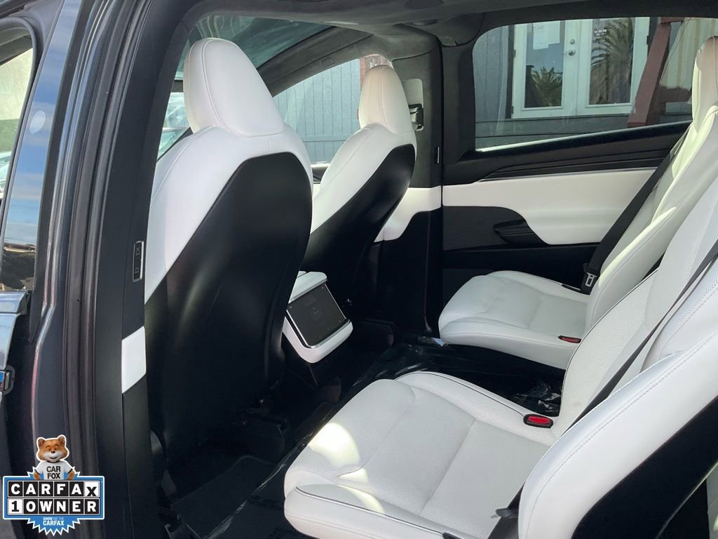 Used 2023 Tesla Model X Plaid image 26