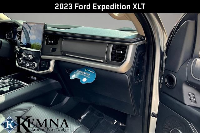 Used 2023 Ford Expedition XLT AWD/4WD image 32