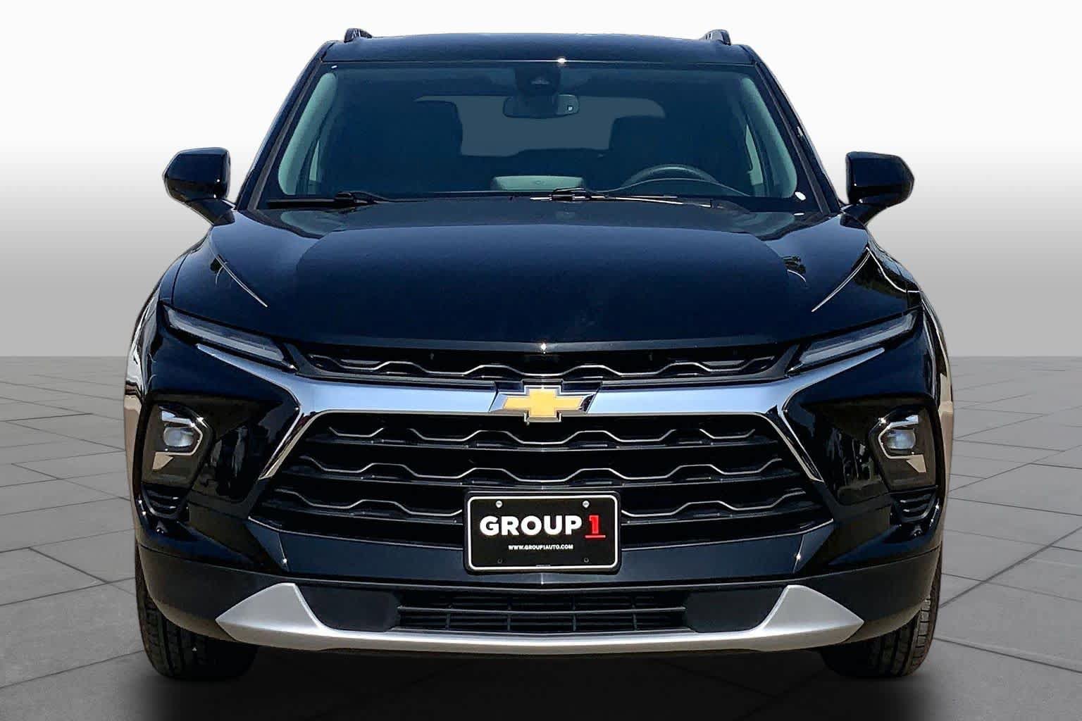 Used 2024 Chevrolet Blazer LT w/ Convenience Package FWD image 4