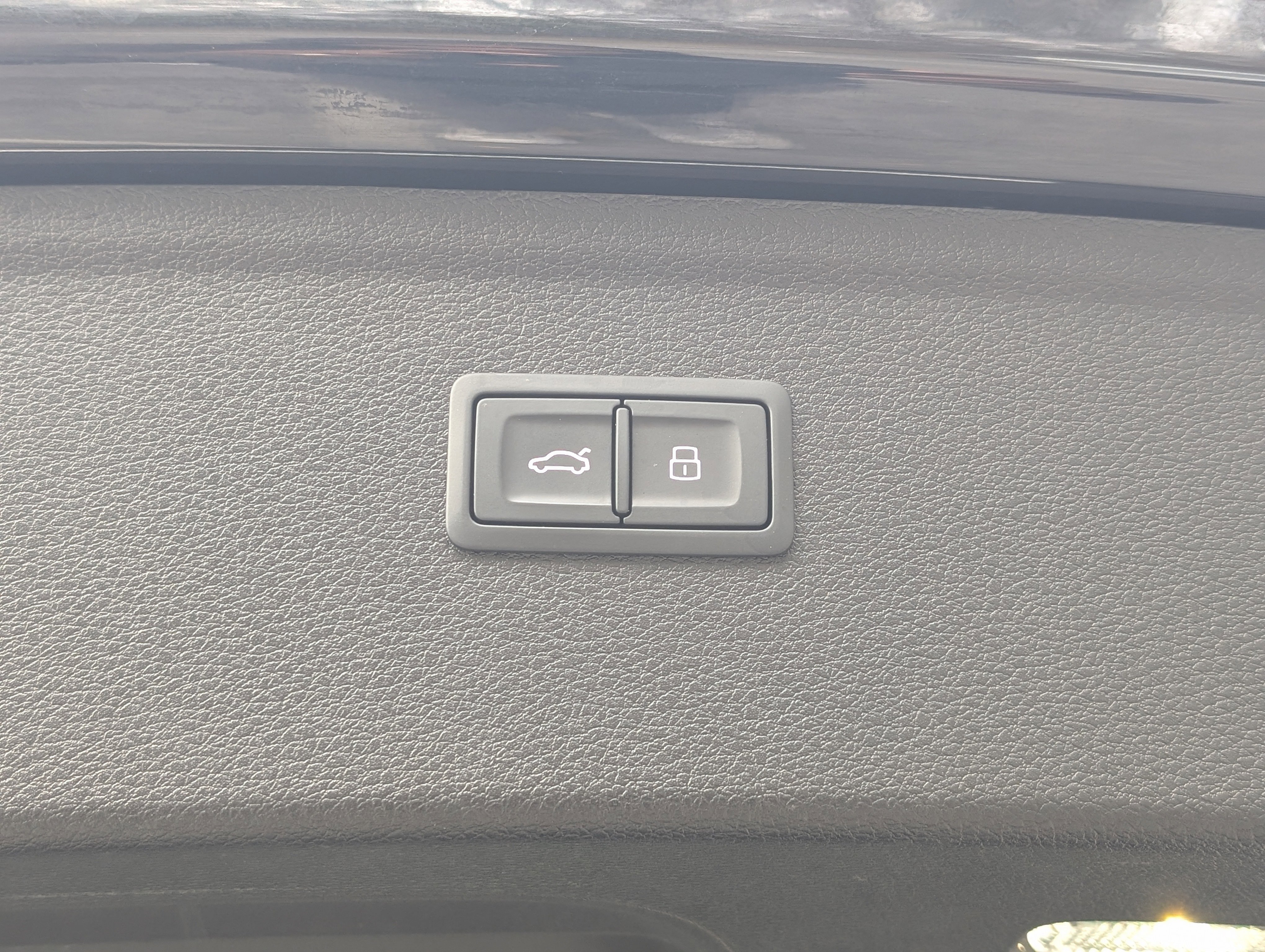 Used 2024 Audi Q5 e Premium Plus image 21