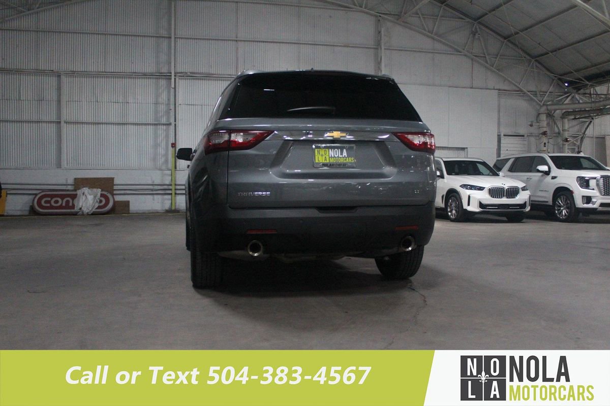 Used 2020 Chevrolet Traverse LT image 12