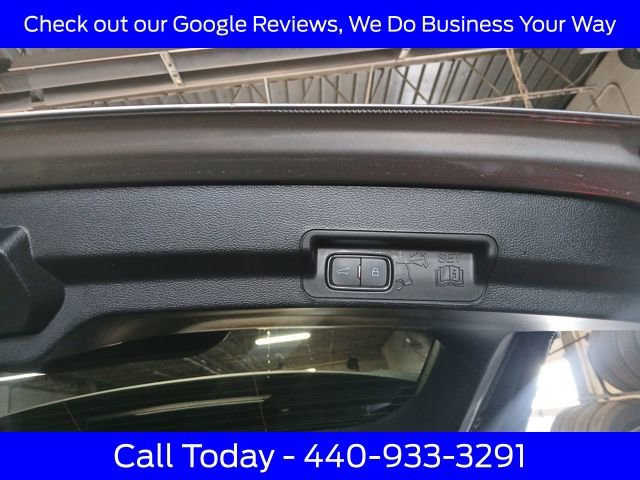 Used 2023 Ford Explorer XLT image 39