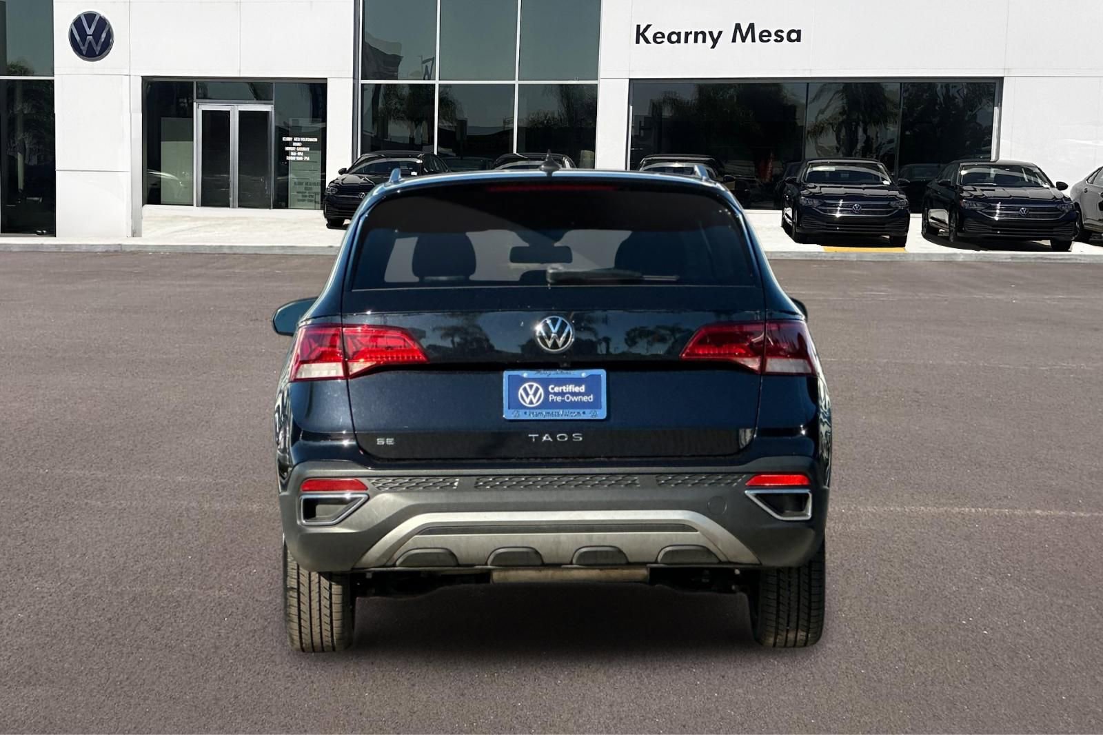 Used 2022 Volkswagen Taos SE w/ IQ.Drive SE Package FWD image 5