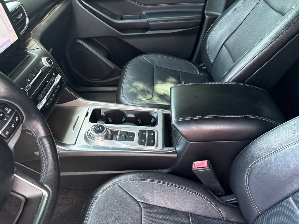 Used 2020 Ford Explorer Limited RWD image 35
