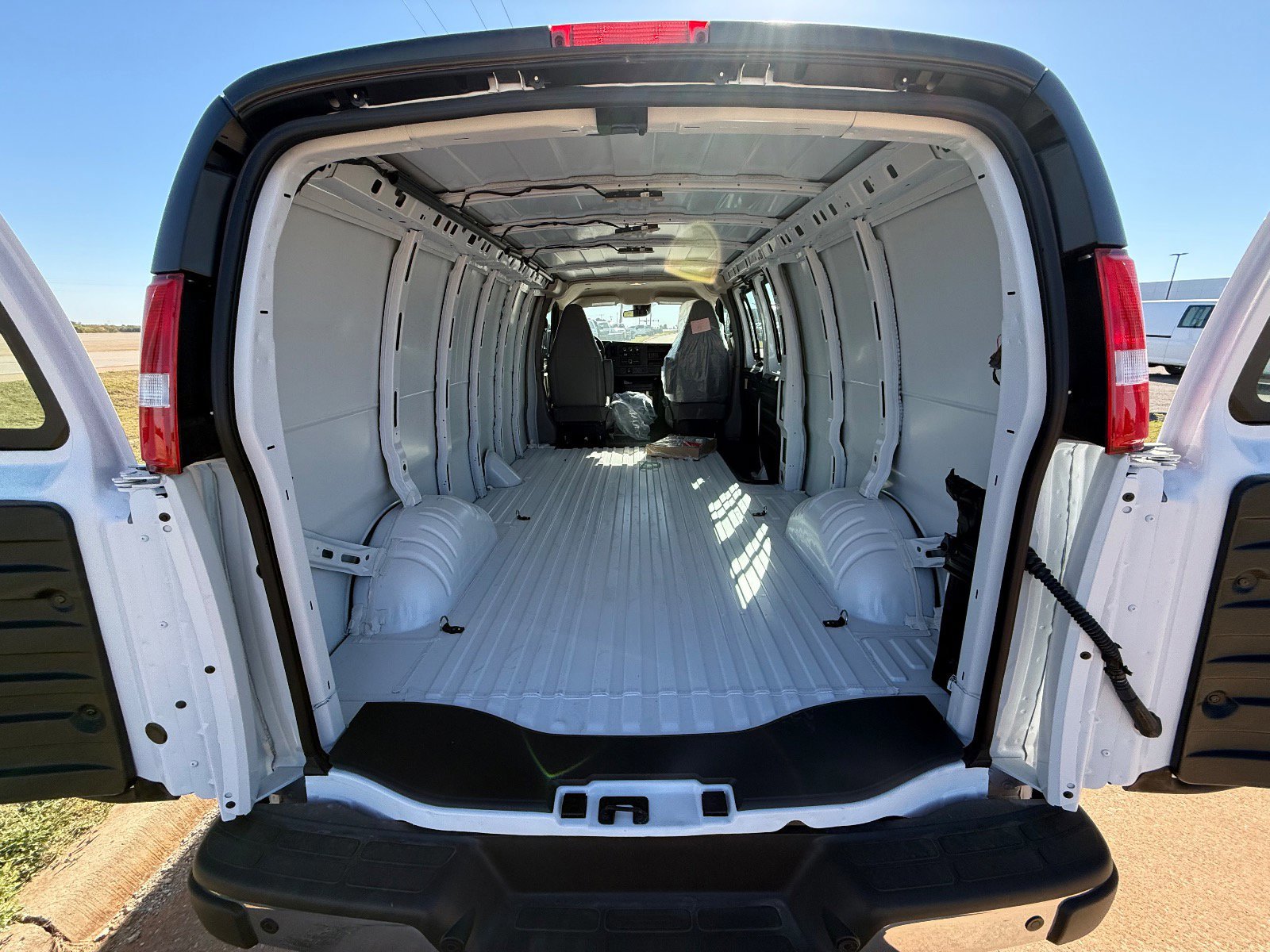 New 2025 GMC Savana 2500 Extended w/ Driver Convenience Package image 13