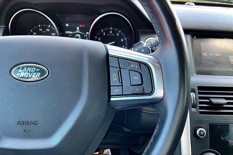 Used 2019 Land Rover Discovery Sport SE AWD/4WD image 18