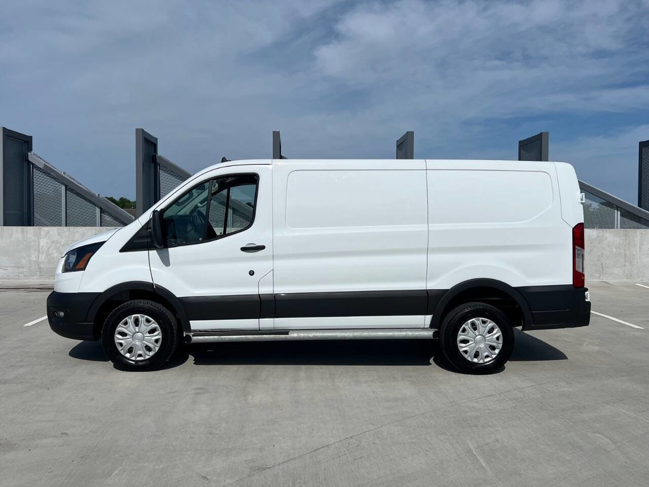 Used 2025 Ford Transit 250 Low Roof w/ Exterior Upgrade Package RWD image 11
