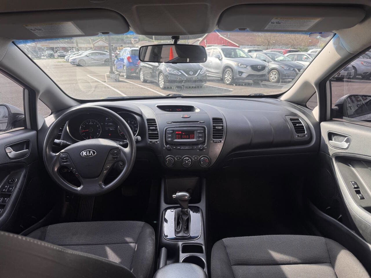 Used 2017 Kia Forte LX image 21