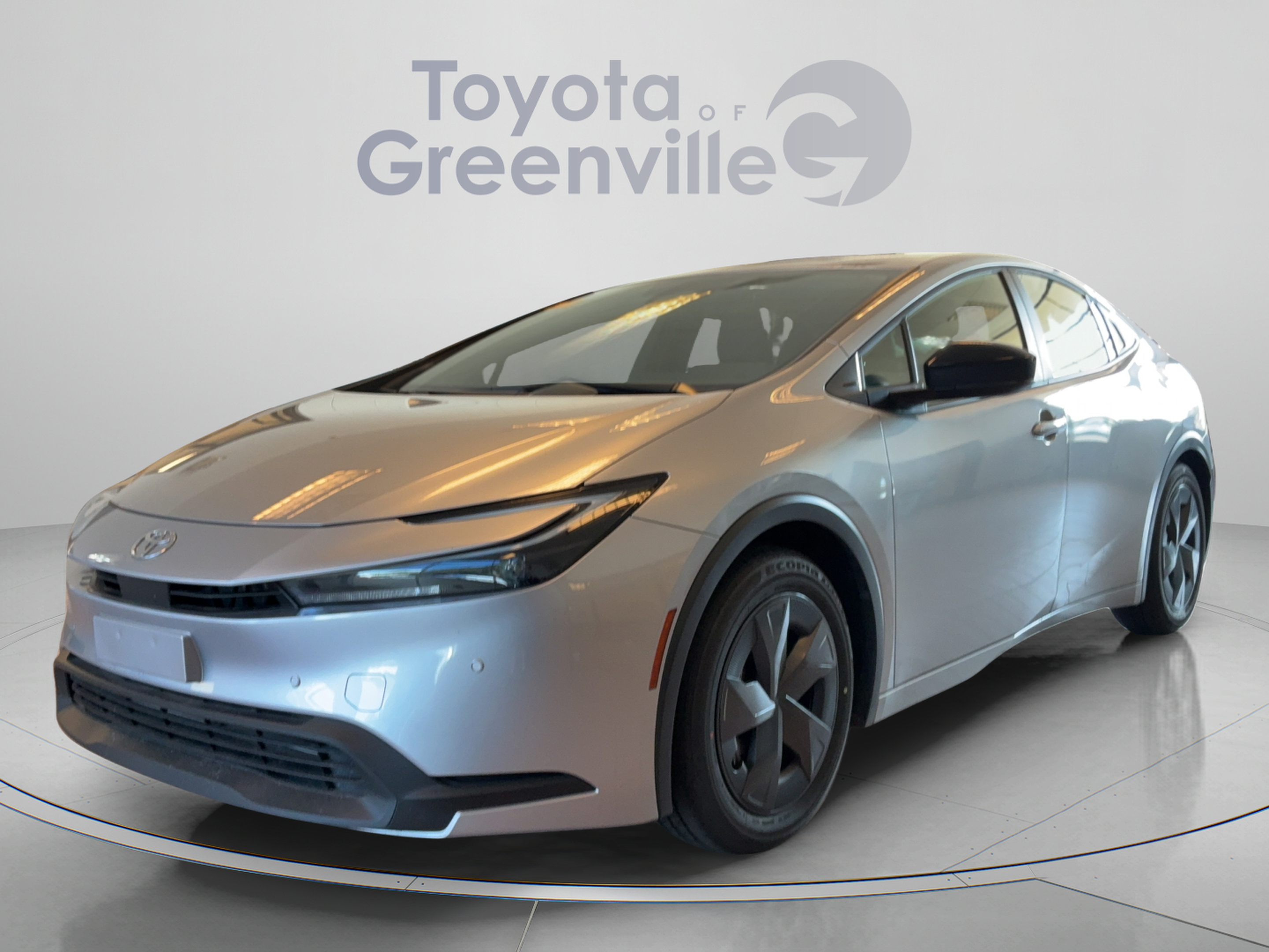 Certified 2025 Toyota Prius LE FWD image 1