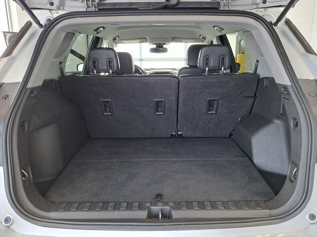 Used 2020 GMC Terrain SLT FWD image 31