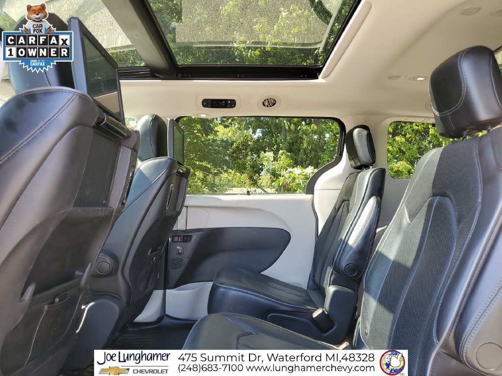 Used 2020 Chrysler Pacifica Limited FWD image 26