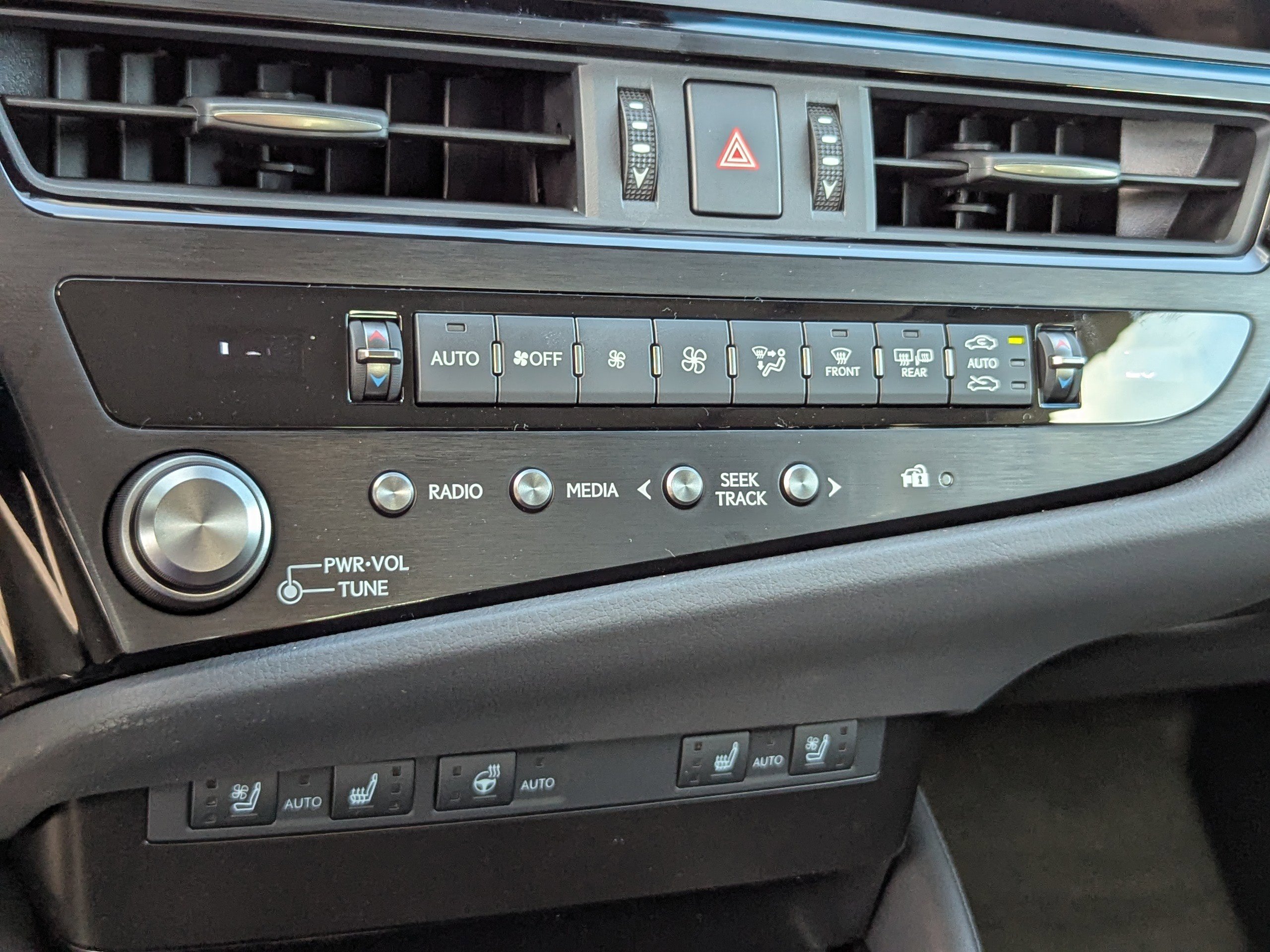 New 2025 Lexus ES 350 w/ Premium Package image 23