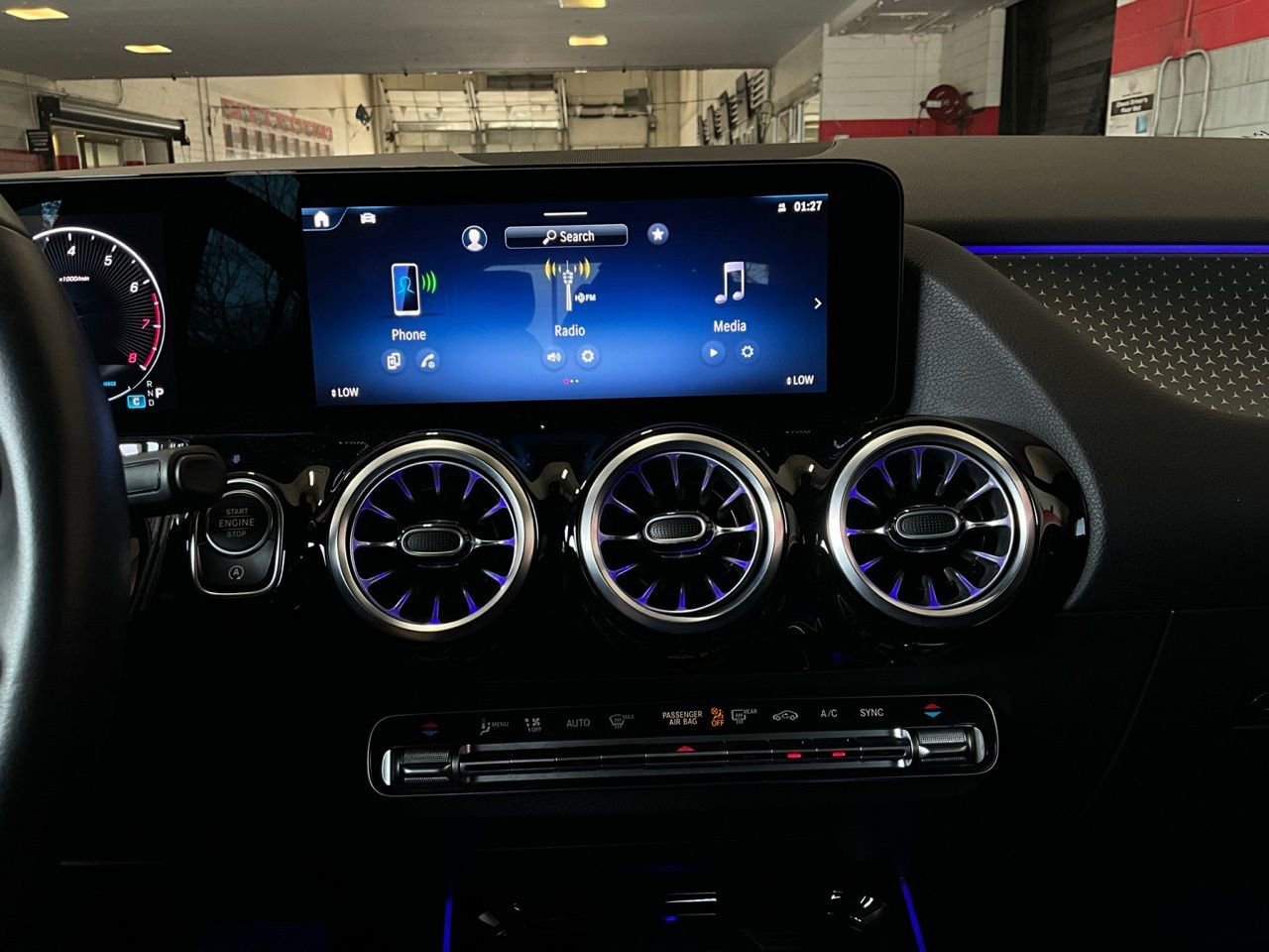 Used 2025 Mercedes-Benz GLA 250 image 26