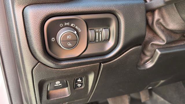Used 2019 RAM 1500 Sport w/ Level 2 Equipment Group AWD/4WD image 10