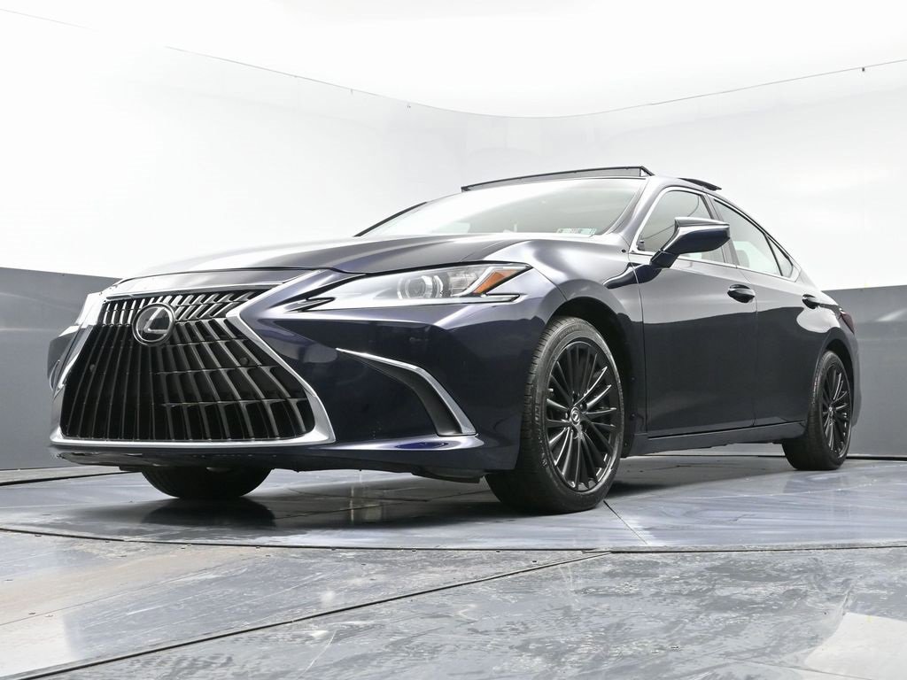 Used 2025 Lexus ES 350 w/ Premium Package image 48
