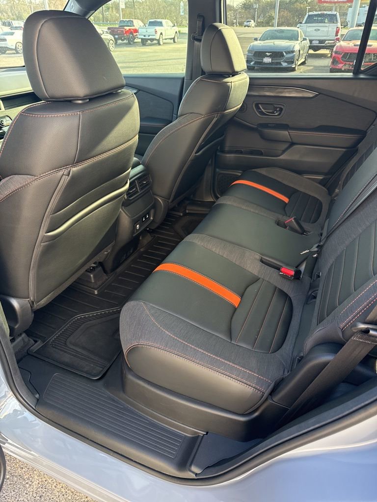 Used 2026 Honda Passport TrailSport image 5