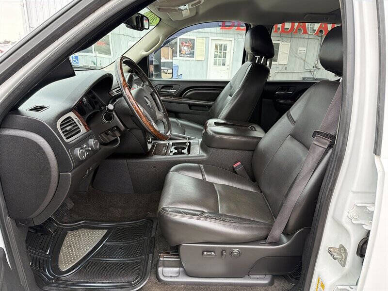 Used 2013 GMC Sierra 3500 Denali image 13