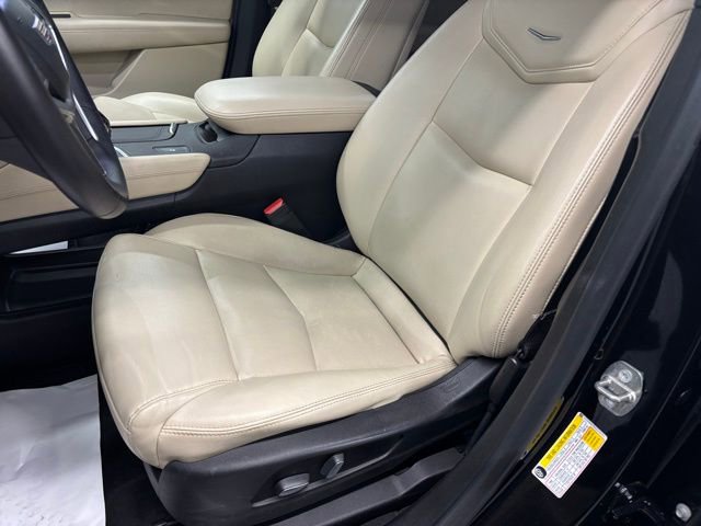 Used 2018 Cadillac XT5 FWD image 16