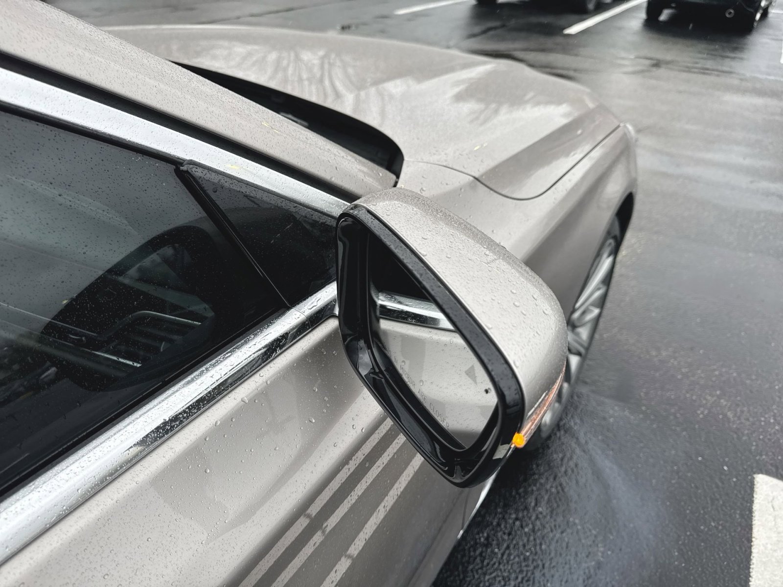 Used 2021 BMW 750i xDrive w/ Executive Package image 36