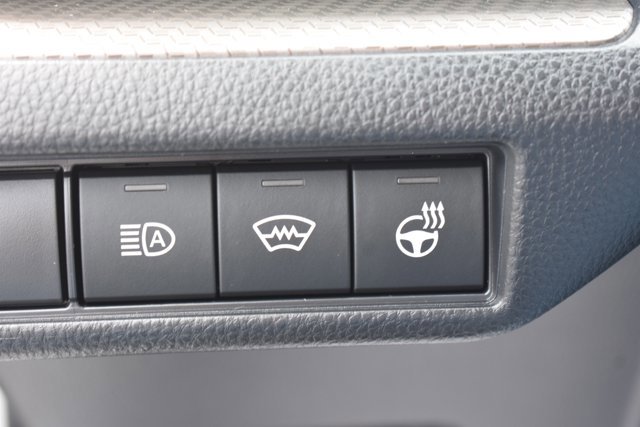 Used 2025 Toyota Prius XLE FWD image 29