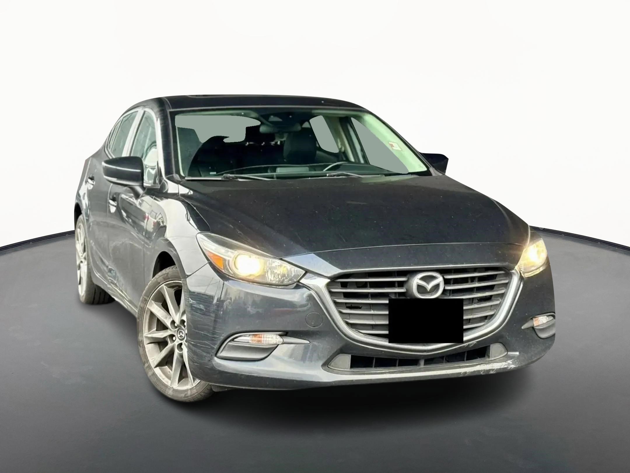 Used 2018 MAZDA MAZDA3 Touring image 2