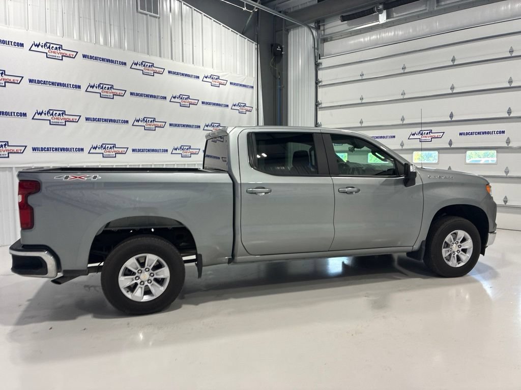 Used 2026 Chevrolet Silverado 1500 LT AWD/4WD image 9