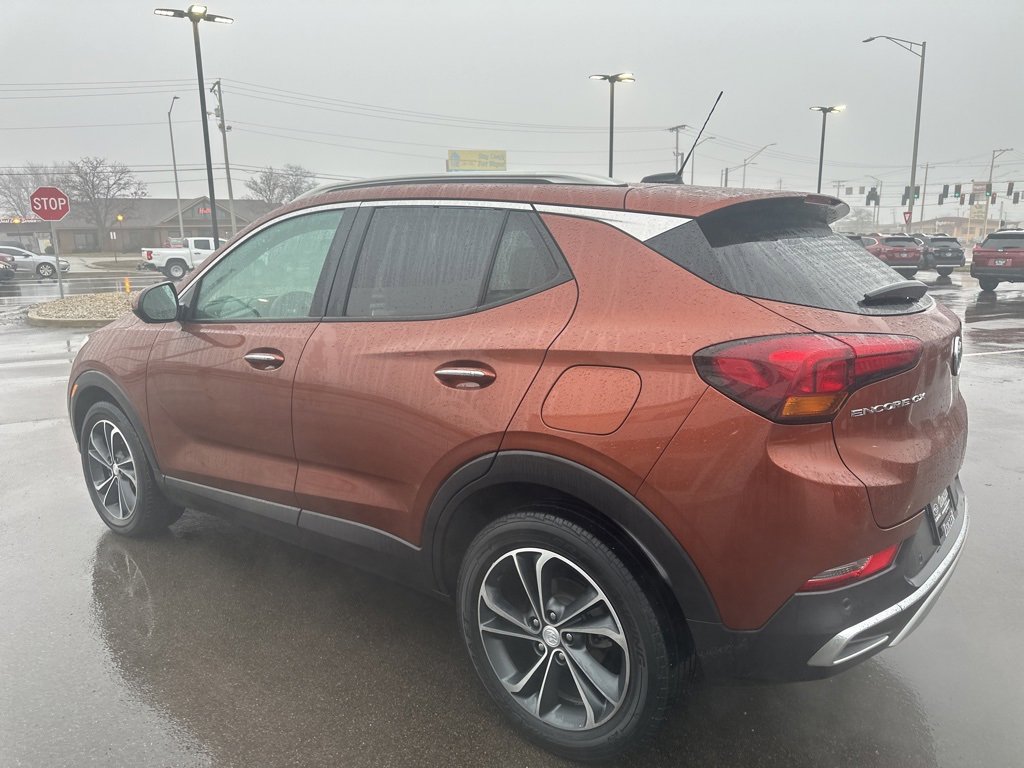 Used 2020 Buick Encore GX Essence w/ Advanced Technology Package image 4