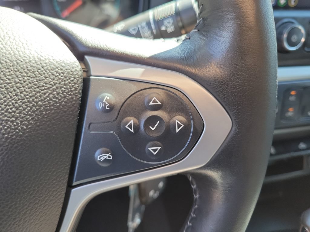 Used 2022 Chevrolet Colorado LT w/ Luxury Package RWD image 6