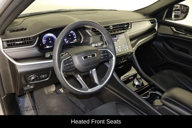 Used 2023 Jeep Grand Cherokee L Laredo AWD/4WD image 27