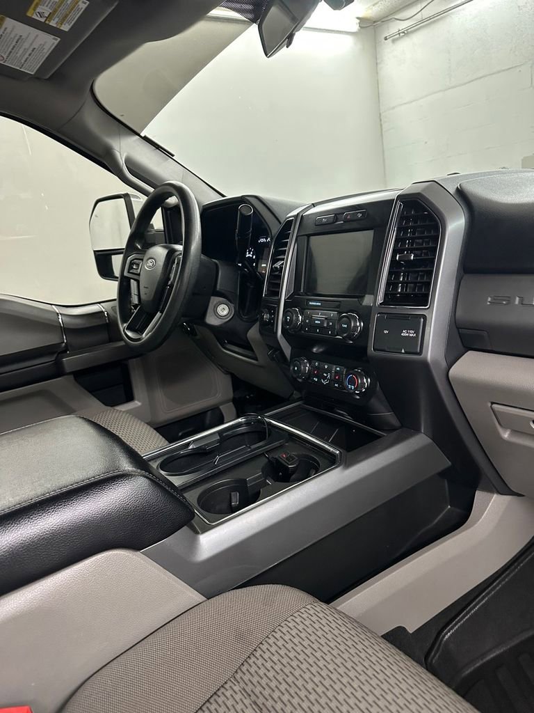 Used 2019 Ford F250 XLT w/ XLT Premium Package image 42