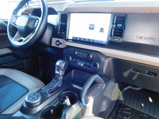 Used 2023 Ford Bronco Wildtrak image 20
