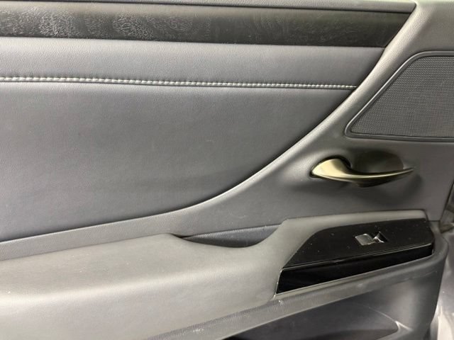 Used 2022 Lexus ES 350 w/ Premium Package FWD image 23