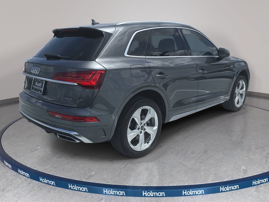 Used 2023 Audi Q5 2.0T Premium Plus w/ Premium Plus Package AWD/4WD image 7