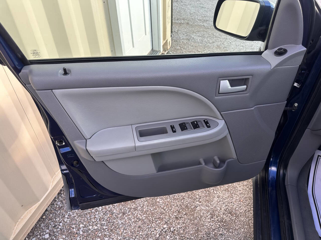 Used 2007 Ford Freestyle SEL image 10