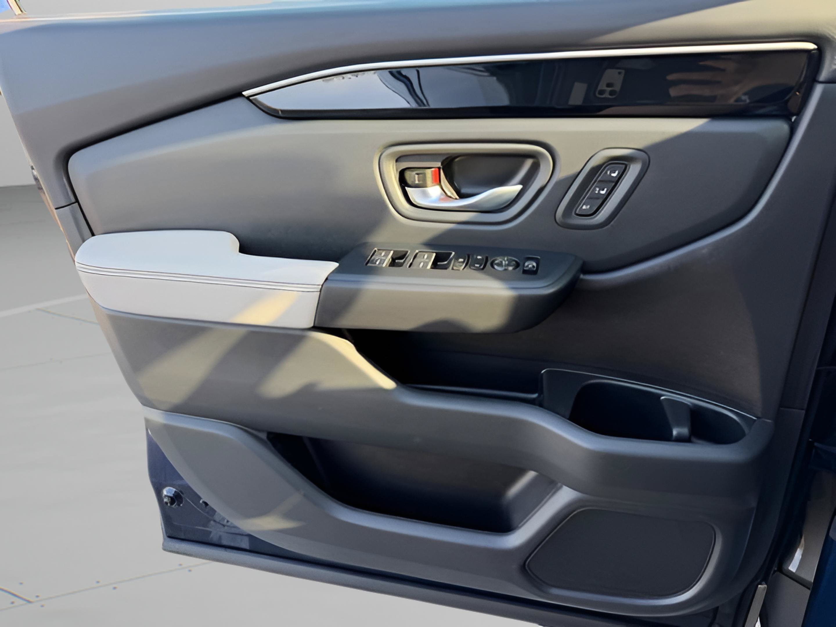 Certified 2026 Honda Passport RTL image 22