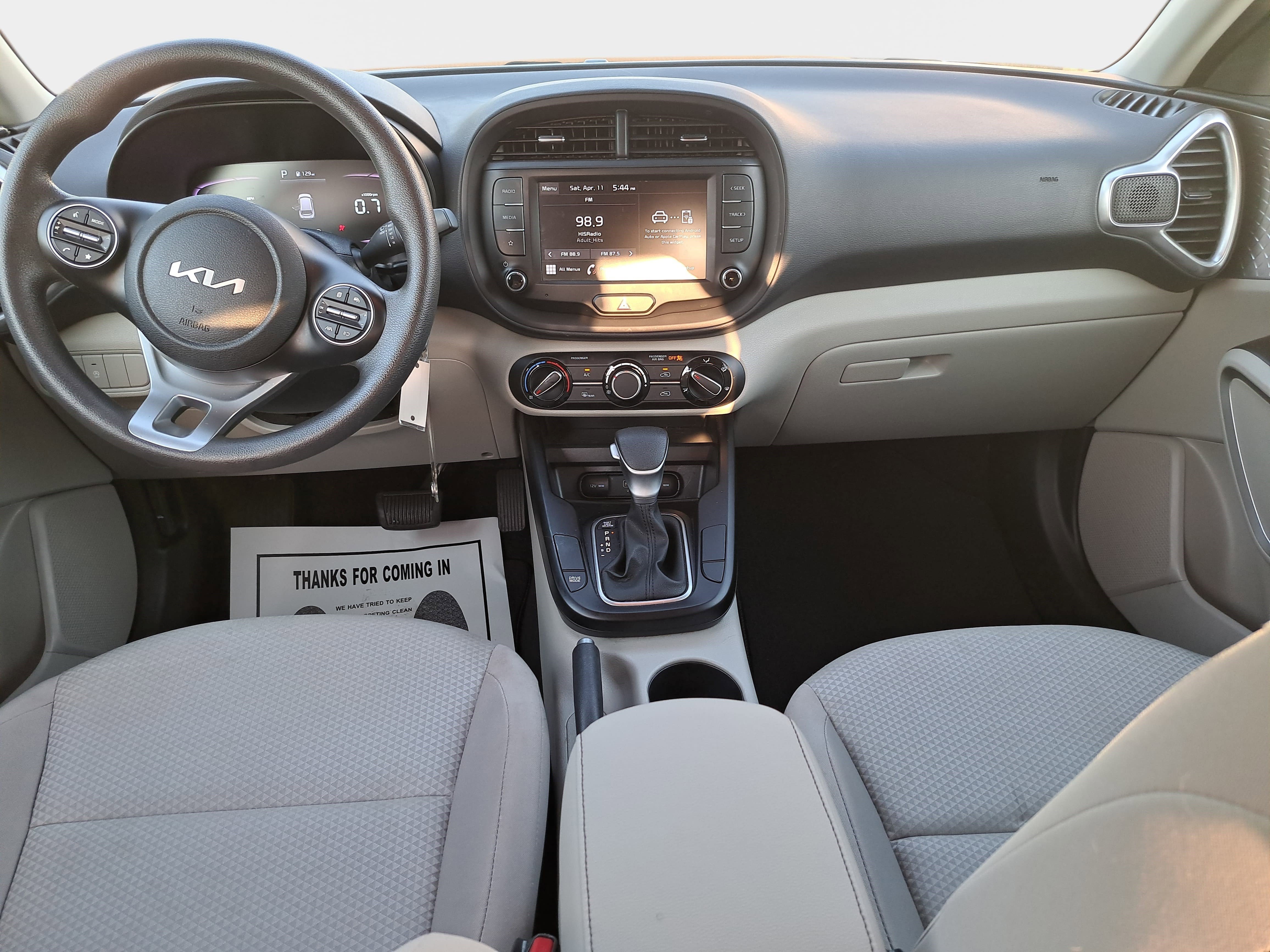 Used 2023 Kia Soul LX image 9