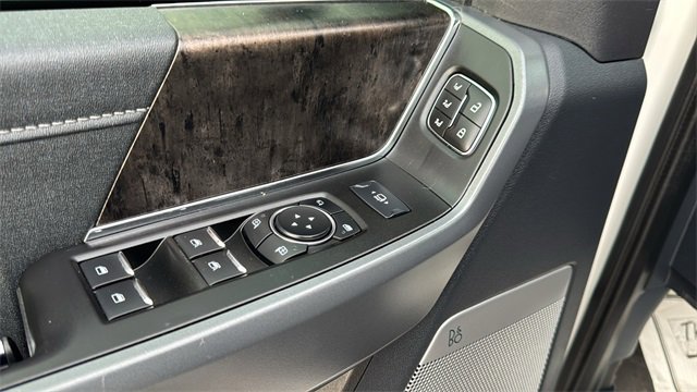 Used 2023 Ford F350 Lariat w/ Lariat Ultimate Package image 10