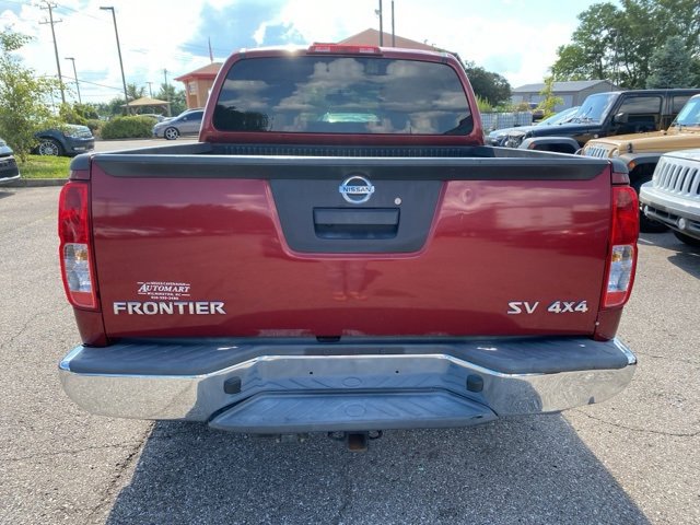Used 2018 Nissan Frontier SV image 5