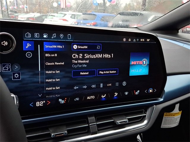 New 2026 Chevrolet Equinox EV LT image 12