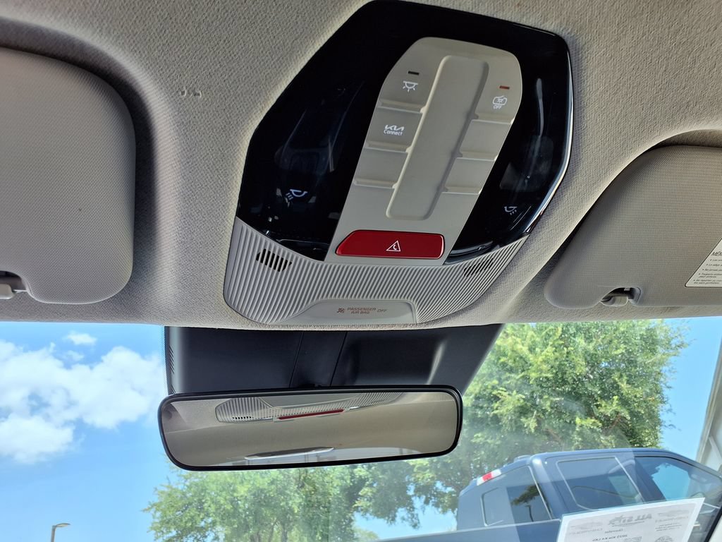 Used 2025 Kia K4 FWD image 35