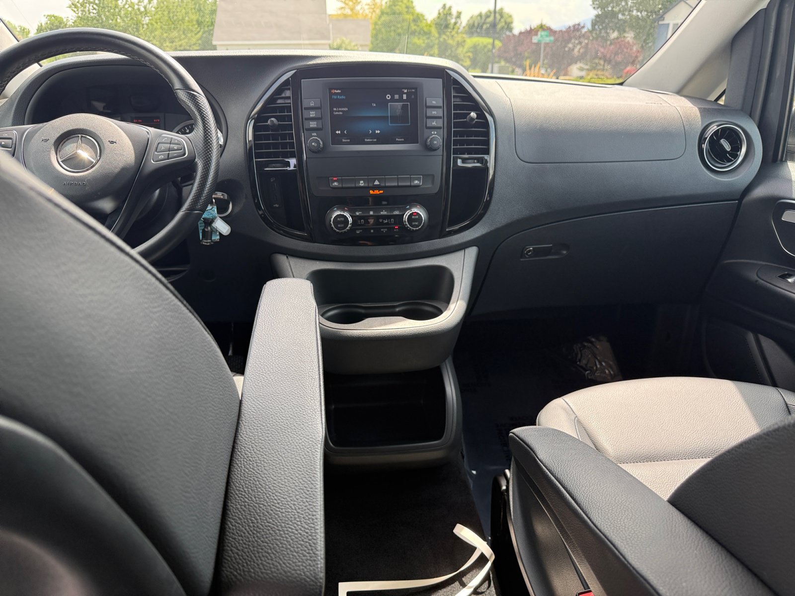 Used 2023 Mercedes-Benz Metris Passenger image 20