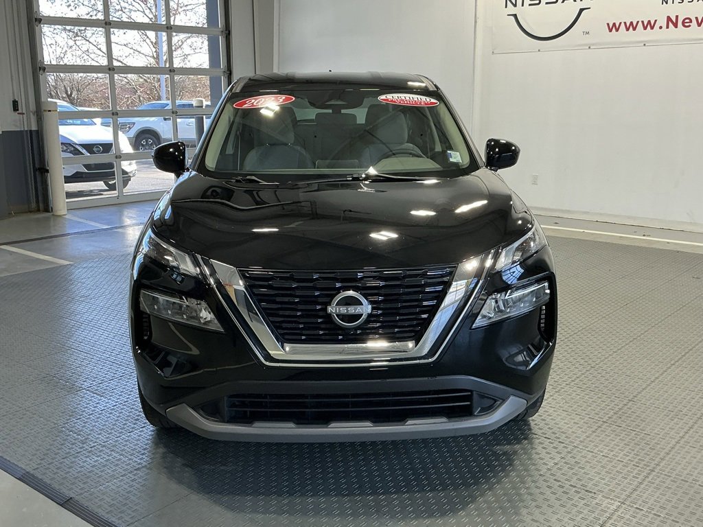 Used 2023 Nissan Rogue SV image 26